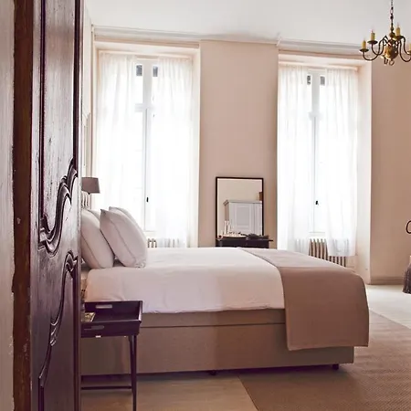 Chambres D'hotes Les Trois Comtes 3* Saint-Hippolyte-du-Fort