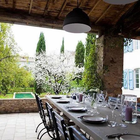 Bed & Breakfast Chambres D'hotes Les Trois Comtes 3*