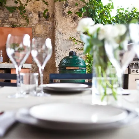 Chambres D'hotes Les Trois Comtes Bed & Breakfast Saint-Hippolyte-du-Fort