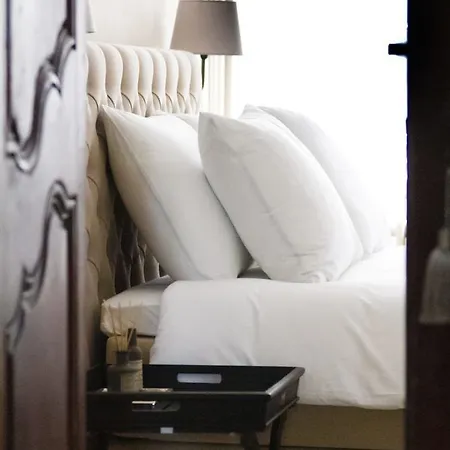 Chambres D'hotes Les Trois Comtes Bed & Breakfast Saint-Hippolyte-du-Fort