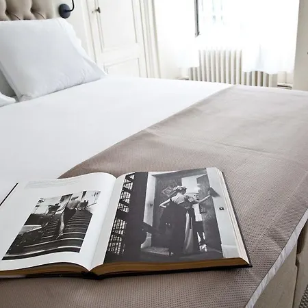 Chambres D'hotes Les Trois Comtes 3*