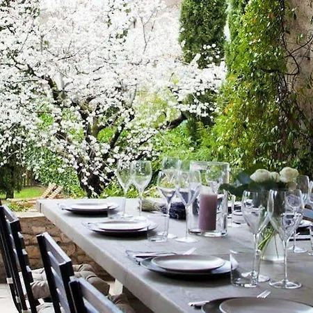Chambres D'hotes Les Trois Comtes 3* Saint-Hippolyte-du-Fort