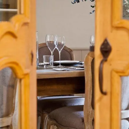 Chambres D'hotes Les Trois Comtes Bed & Breakfast Saint-Hippolyte-du-Fort